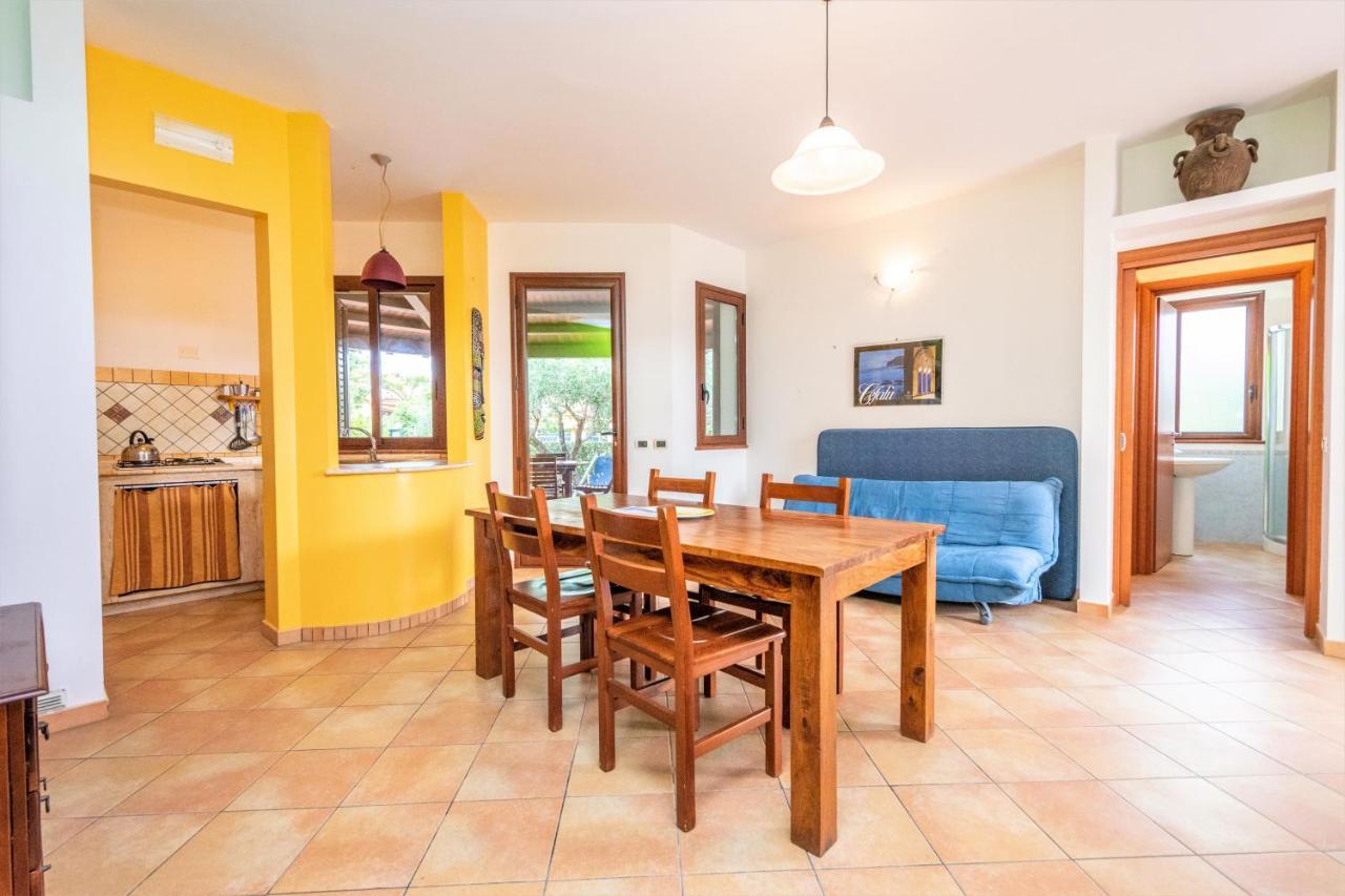 Sole Mare Deluxe Villa Campofelice Di Roccella Exteriör bild
