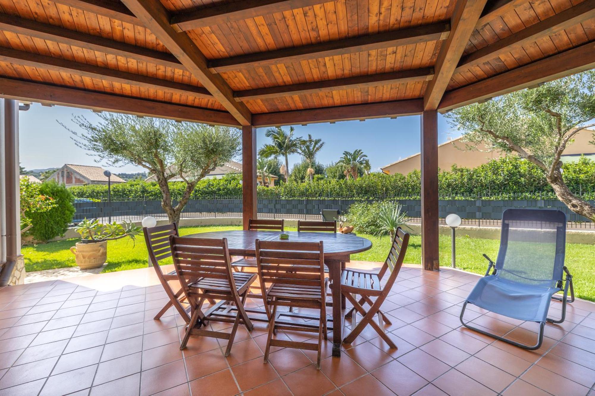 Sole Mare Deluxe Villa Campofelice Di Roccella Exteriör bild