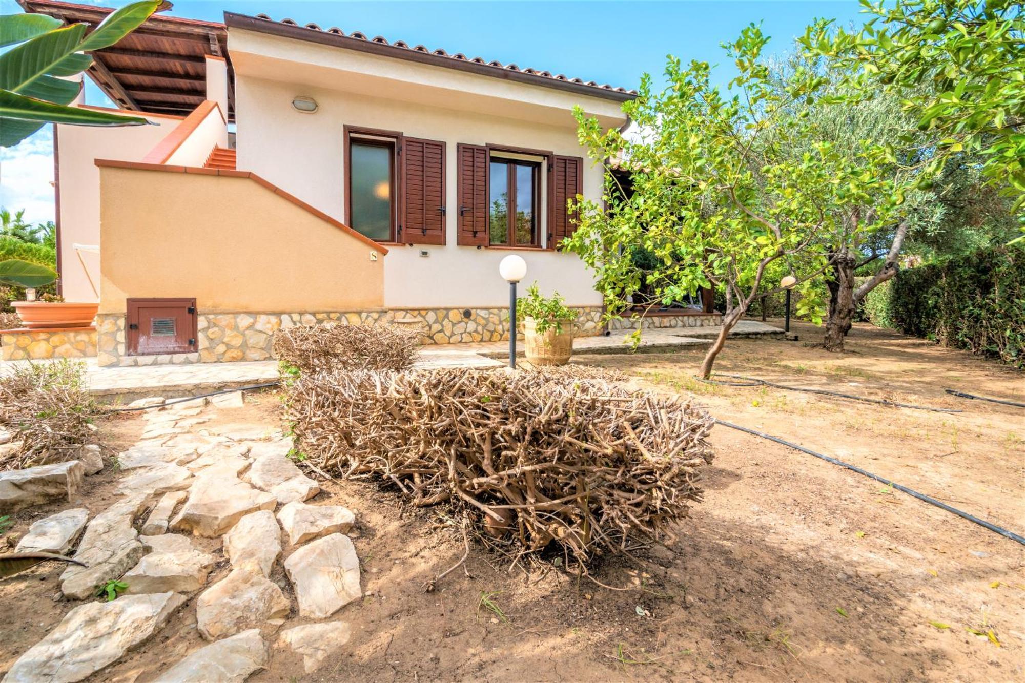 Sole Mare Deluxe Villa Campofelice Di Roccella Rum bild
