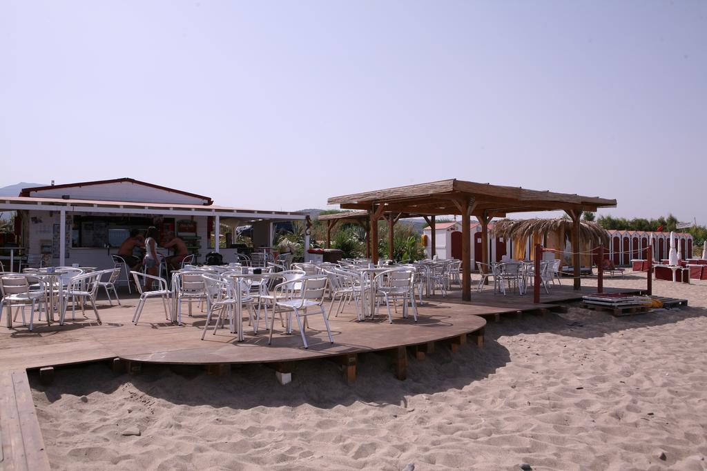 Sole Mare Deluxe Villa Campofelice Di Roccella Exteriör bild