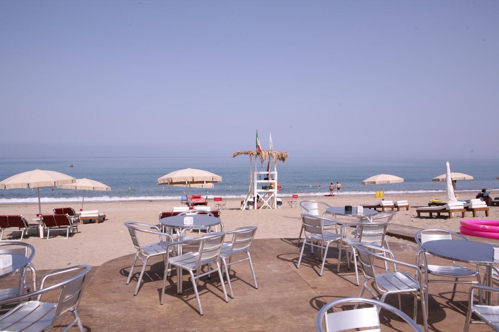 Sole Mare Deluxe Villa Campofelice Di Roccella Exteriör bild